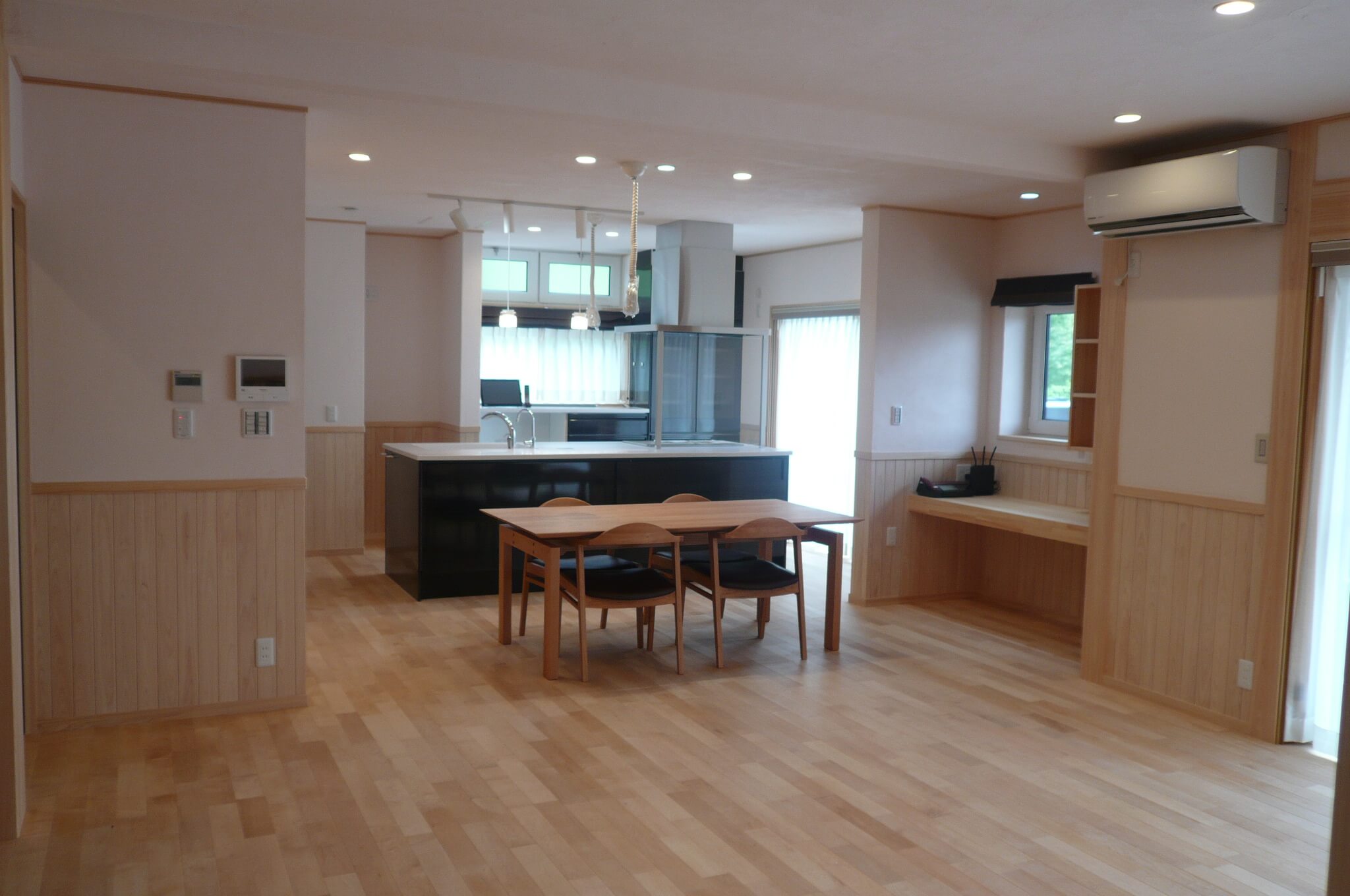 家族の時間がのびやかに流れる住まい