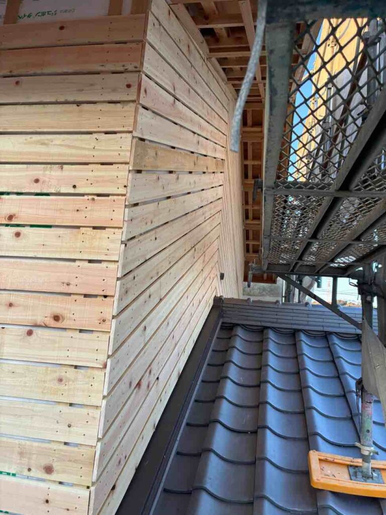 外壁ラス下地
きずり
木摺り