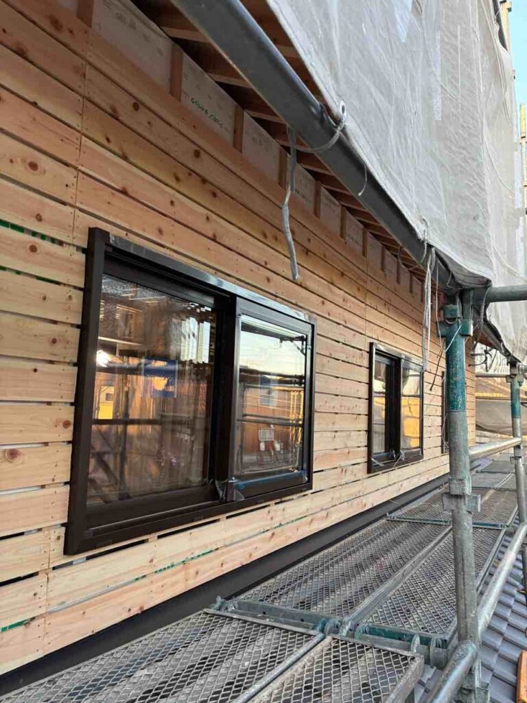 外壁ラス下地
木摺り
きずり