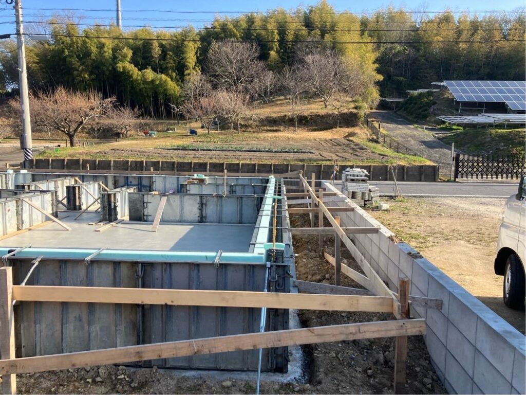 基礎立ち上がり
基礎内断熱設置