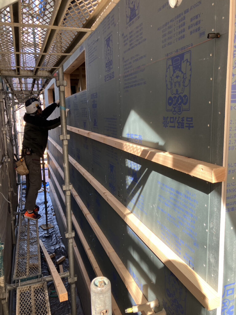 付加断熱下地施工