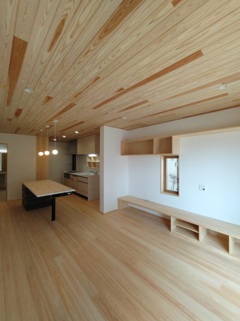 間仕切をなくすことによって広がりを感じる間取りになる