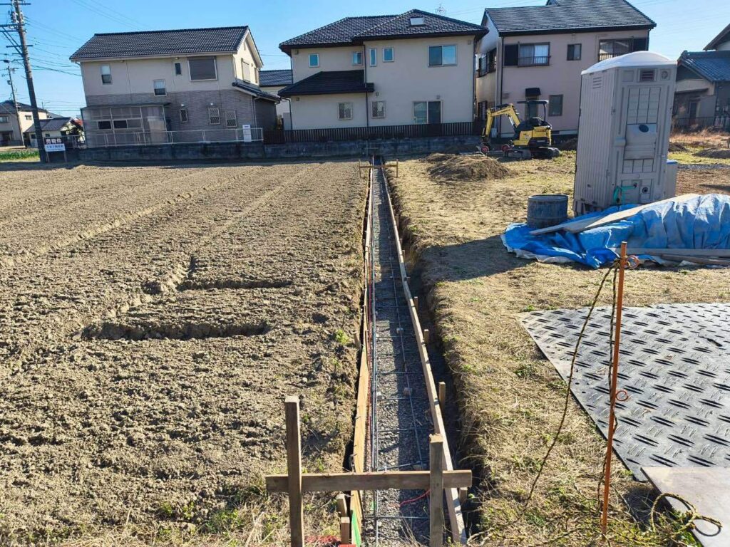 外構工事
先行ブロック積み工事