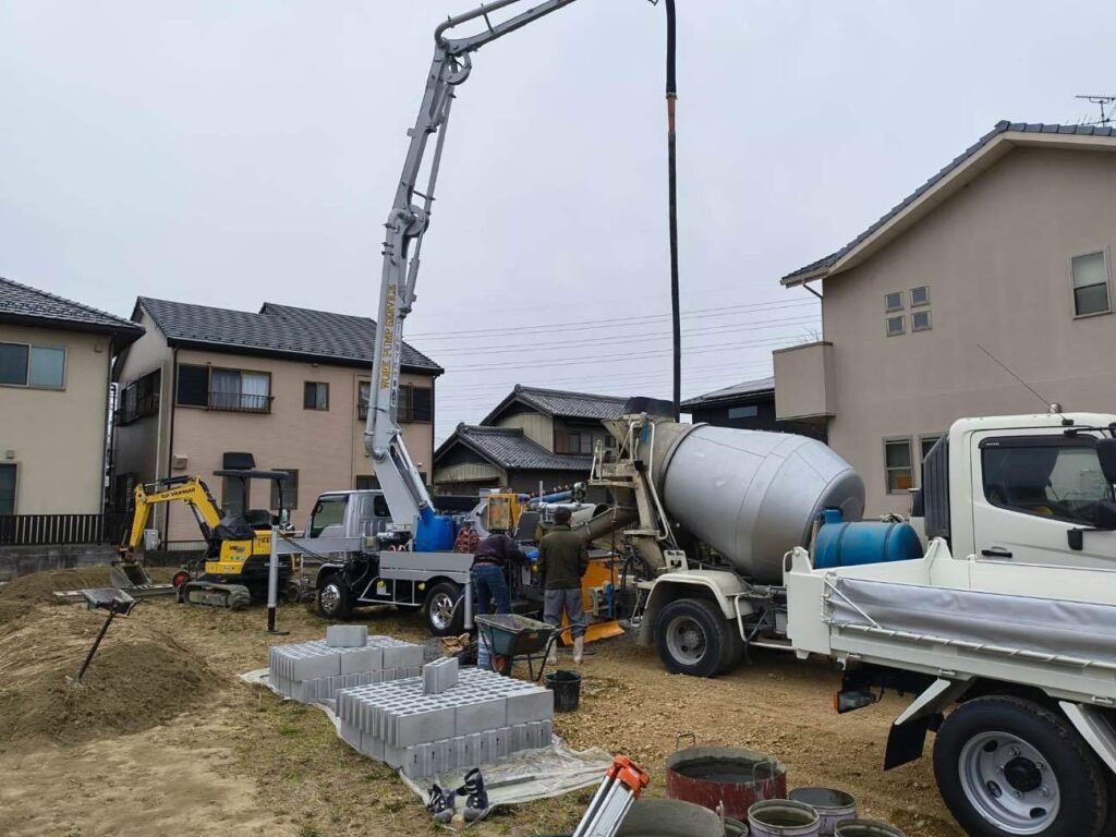 ブロックベースコンクリート打設