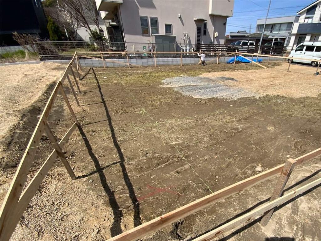 基礎工事着手
丁張り