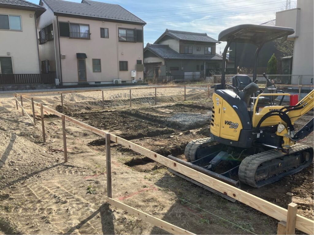 基礎工事
掘り方