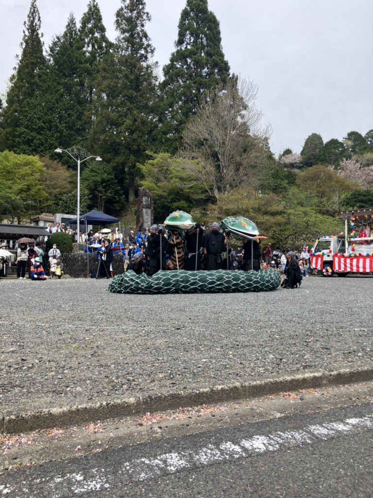 白川町黒川春のお祭り_ヤマタノオロチ退治