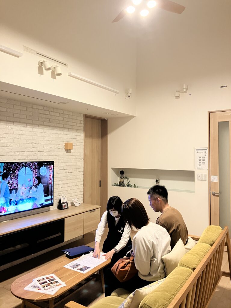 Panasonic名古屋ショールーム見学
配灯計画に基づいて体感していただいています